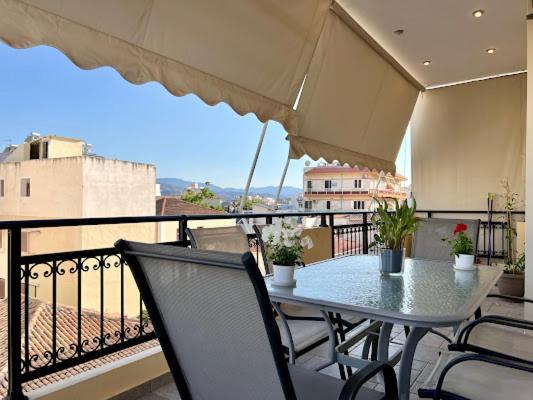 Central Apartment In Quiet Neighborhood Near Sandy Beach Chania  ภายนอก รูปภาพ