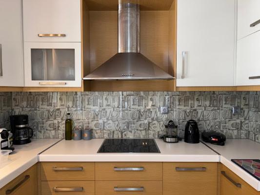 Central Apartment In Quiet Neighborhood Near Sandy Beach Chania  ภายนอก รูปภาพ