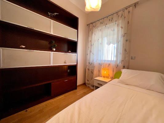 Central Apartment In Quiet Neighborhood Near Sandy Beach Chania  ภายนอก รูปภาพ