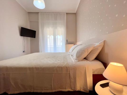 Central Apartment In Quiet Neighborhood Near Sandy Beach Chania  ภายนอก รูปภาพ